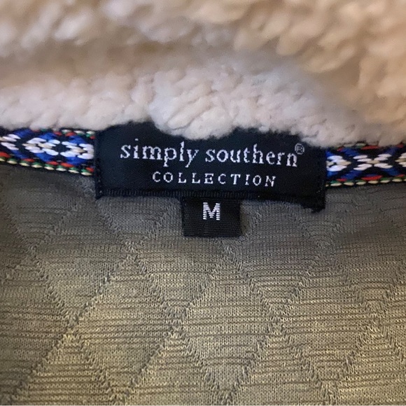 Simply Southern pullover 💙3/$30💙 - Picture 5 of 7